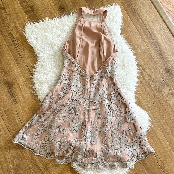 Dress the Population Abbie Sequins Lace Dress | Size M - Picture 3 of 11